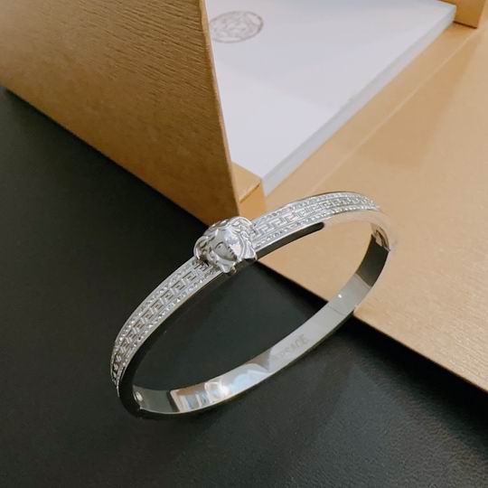 Versace bracelet 11lyh139
